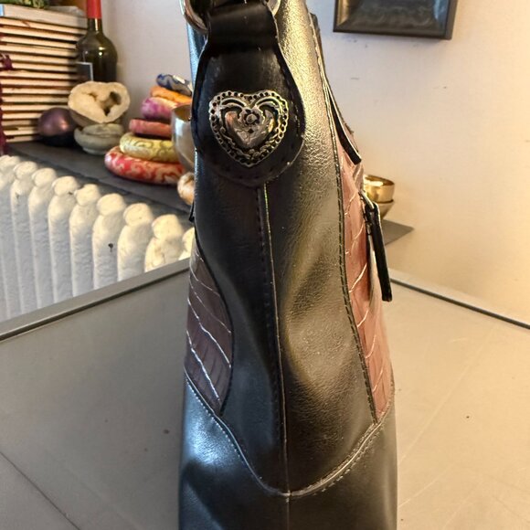 Brighton crocodile embossed vintage bag brown and black with Heart emblems. - Picture 11 of 14
